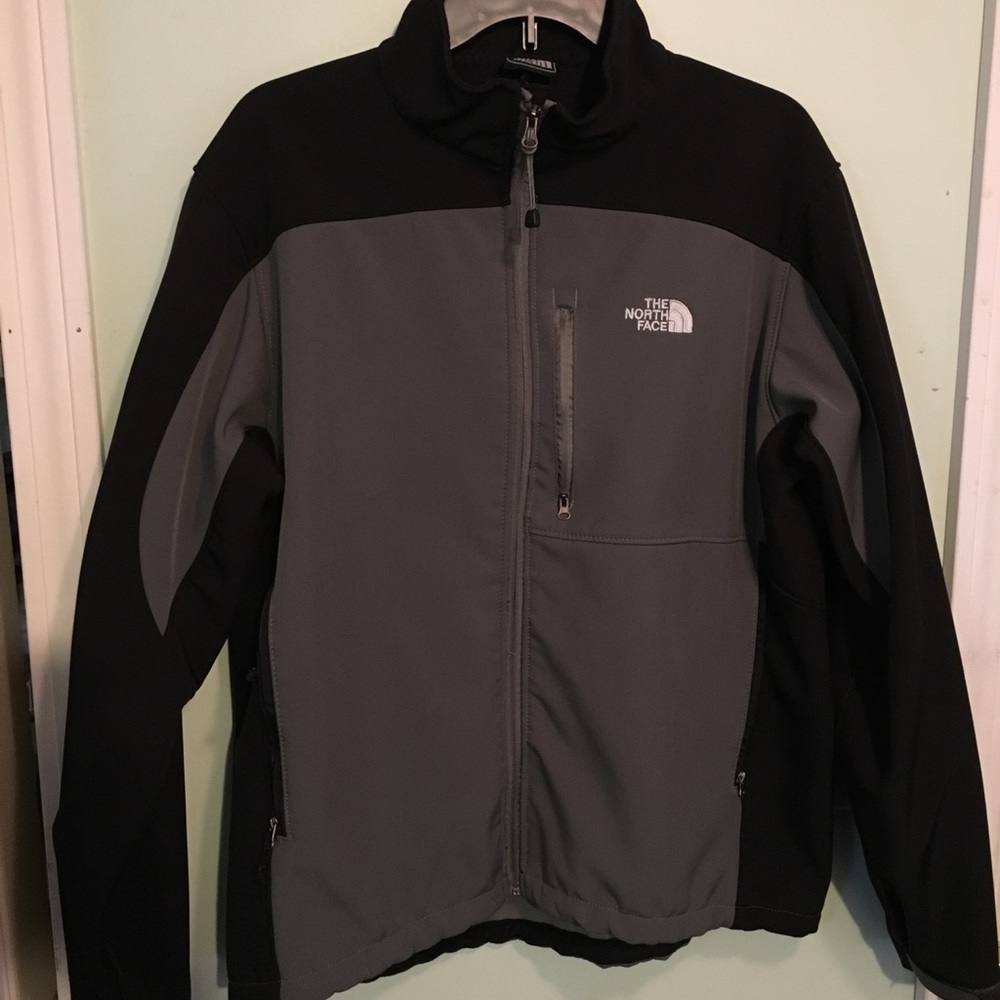 Men’s XL The North Face full zip jacket.